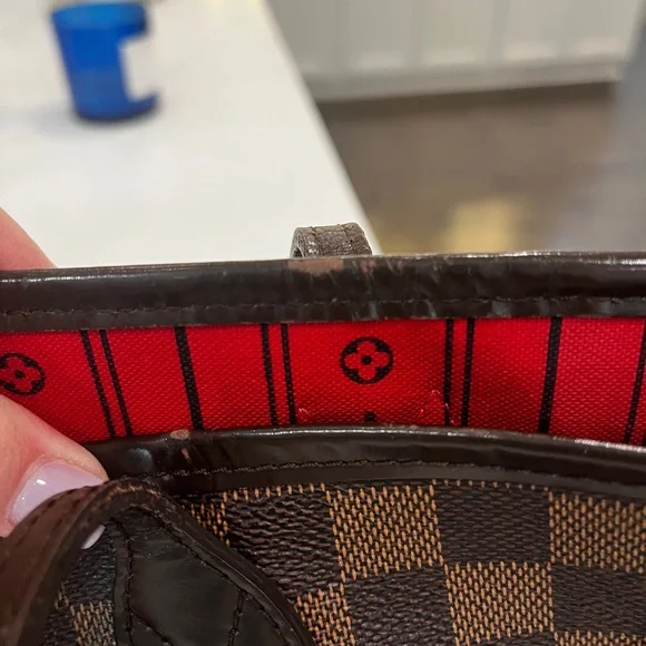 Louis Vuitton Neverfull MM - Picture 3 of 13